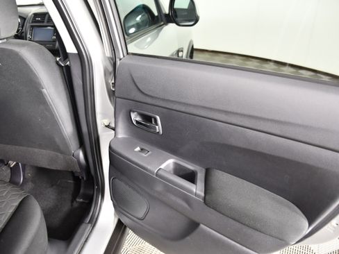 Used 2022 Mitsubishi Outlander Sport ES AWD/4WD image 41
