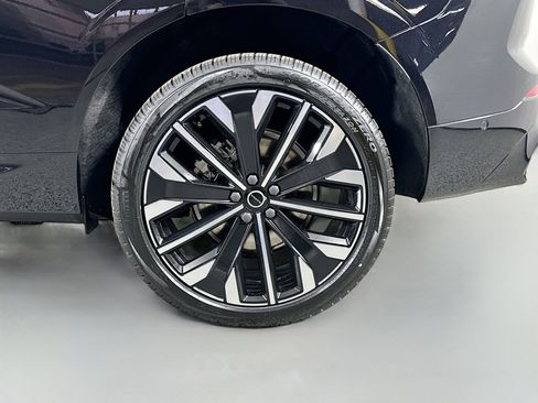 New 2026 Volvo XC60 T8 Ultra w/ Protection Package Premier AWD/4WD image 31