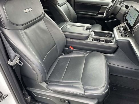 Used 2025 Ford Expedition Max Platinum image 25