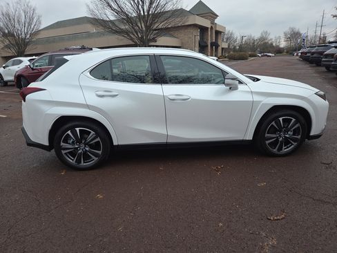 New 2025 Lexus UX 300h AWD image 2