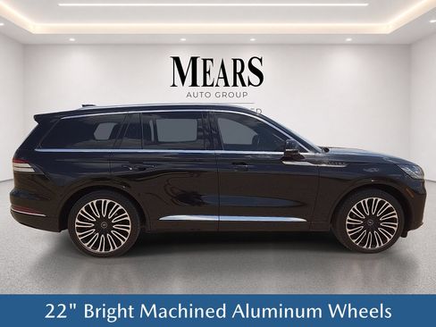 Used 2025 Lincoln Aviator Black Label AWD/4WD image 7