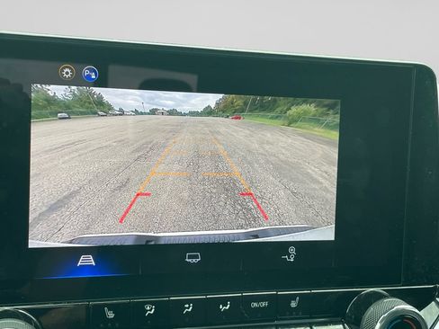 Used 2026 Chevrolet Colorado LT w/ Advanced Trailering Package AWD/4WD image 27