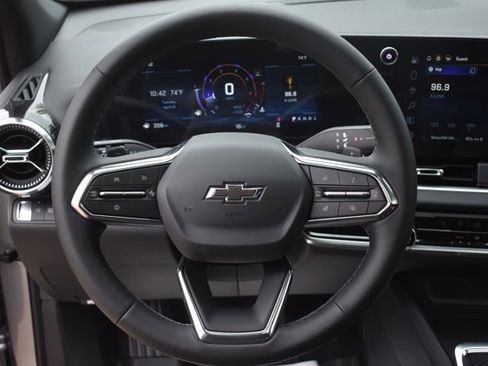 New 2026 Chevrolet Equinox LT w/ Midnight Edition image 19