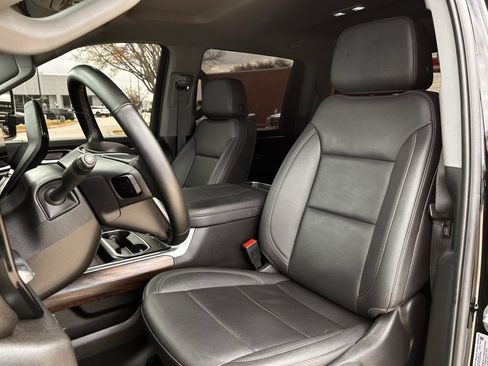 Used 2025 GMC Sierra 2500 SLT image 29