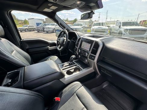 Used 2019 Ford F150 Lariat w/ Equipment Group 502A Luxury AWD/4WD image 28