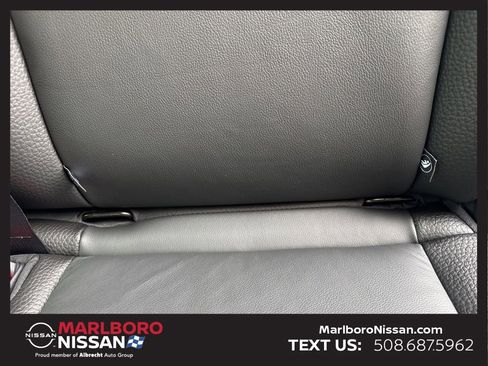 New 2025 Nissan Pathfinder SL image 26