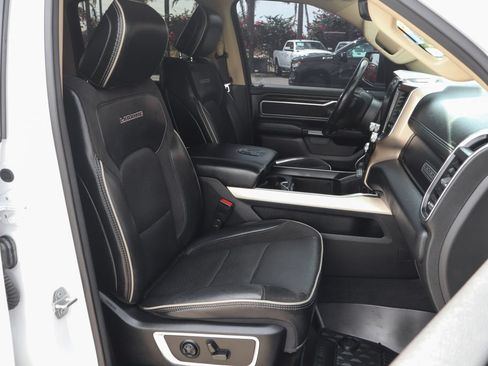 Used 2021 RAM 1500 Laramie AWD/4WD image 46