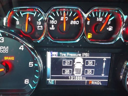Used 2017 Chevrolet Silverado 1500 LT w/ All Star Edition AWD/4WD image 14