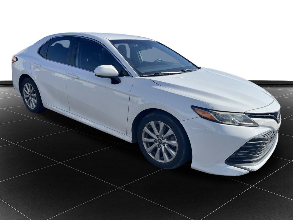 Used 2019 Toyota Camry LE FWD image 7