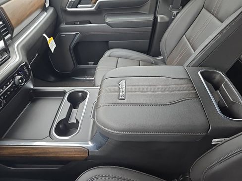 New 2025 Chevrolet Silverado 2500 High Country w/ High Country Premium Package image 14