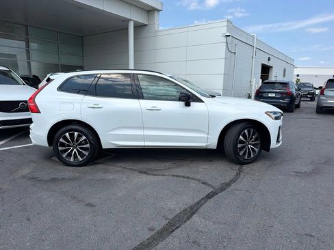 Certified 2024 Volvo XC60 B5 Core w/ Climate Package AWD/4WD image 2