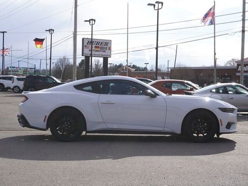 Used 2024 Ford Mustang Premium RWD image 8