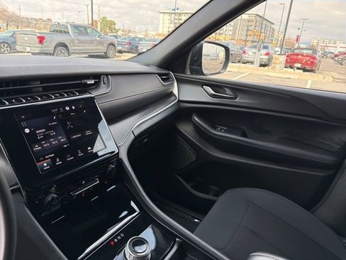 Used 2024 Jeep Grand Cherokee L Laredo w/ Trailer Tow Package image 23