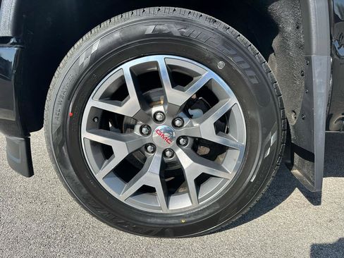 Used 2014 GMC Sierra 1500 SLT w/ All-Terrain Package AWD/4WD image 15