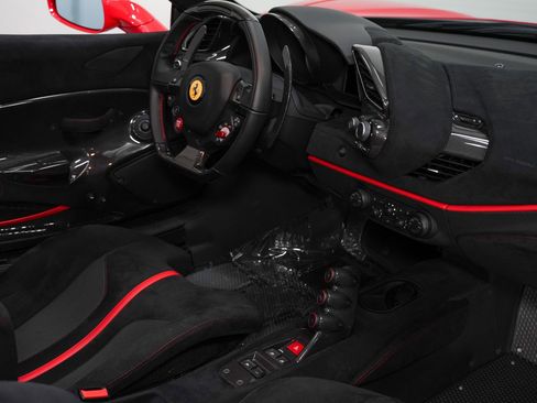 Used 2020 Ferrari 488 Pista Spider image 36