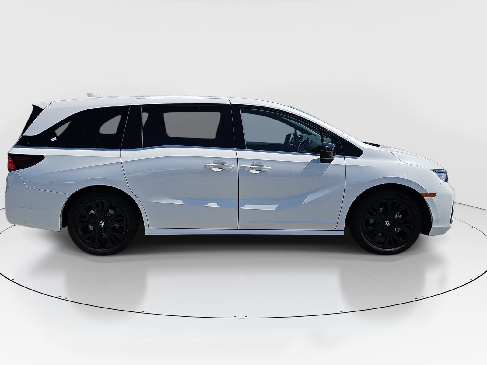 Used 2026 Honda Odyssey Sport-L image 4