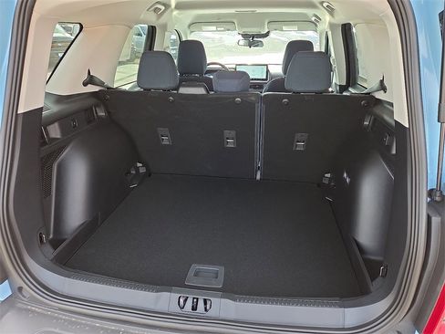 New 2025 Ford Bronco Sport Heritage w/ Convenience Package image 16