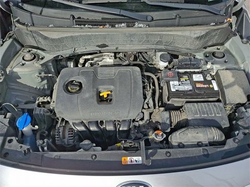 Used 2021 Kia Seltos EX image 29