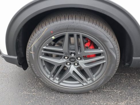 New 2026 Ford Explorer ST w/ Sun And Sound Package image 20