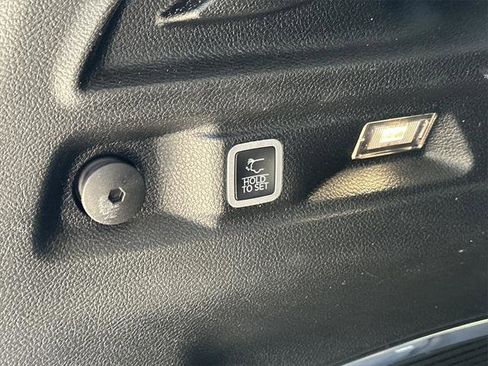 Certified 2021 Jeep Grand Cherokee L Limited image 9