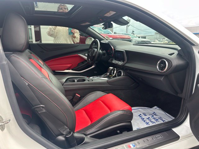 Used 2023 Chevrolet Camaro SS RWD image 8