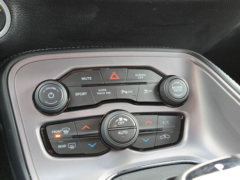 Used 2023 Dodge Challenger R/T w/ Blacktop Package image 18