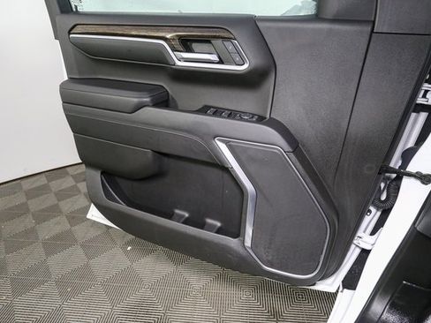 Used 2022 GMC Sierra 1500 Elevation image 34