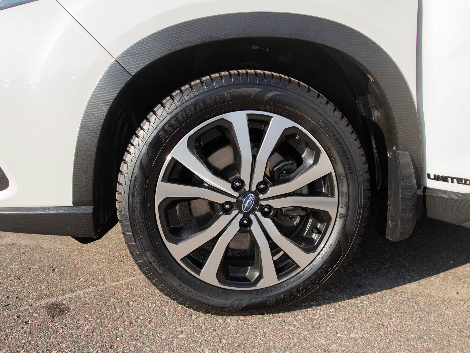 Used 2024 Subaru Forester Limited AWD/4WD image 31