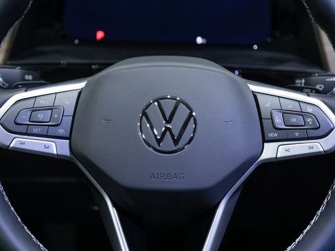 New 2026 Volkswagen Atlas SE image 17