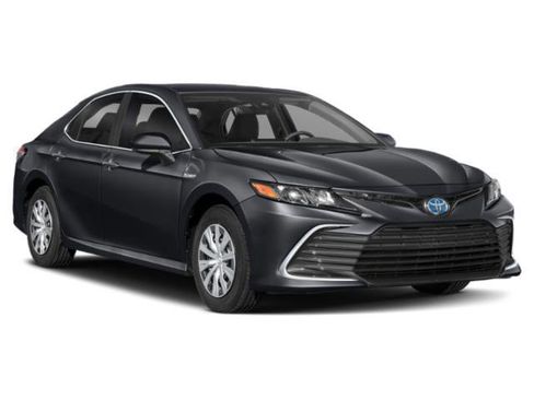 Certified 2021 Toyota Camry XLE image 6