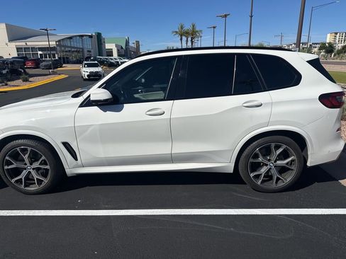 Used 2020 BMW X5 xDrive40i w/ M Sport Package image 5