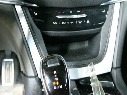 Used 2021 Cadillac XT5 Premium Luxury AWD/4WD image 22