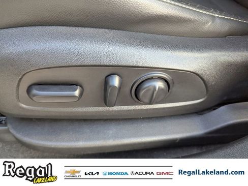 Used 2018 GMC Acadia SLT image 20