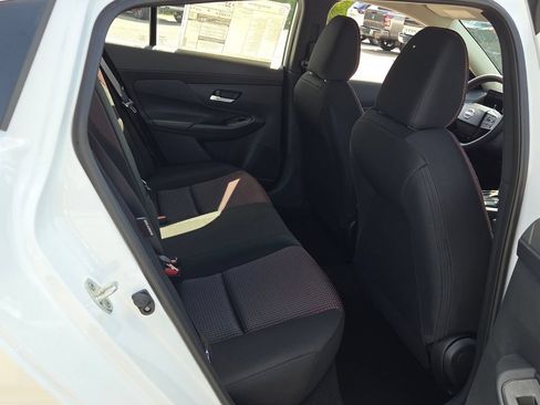 New 2026 Nissan Sentra SR FWD image 12