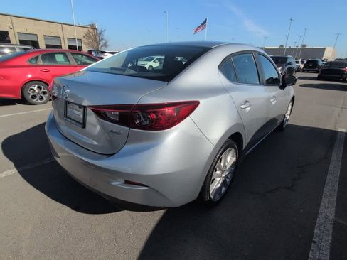 Used 2017 MAZDA MAZDA3 Touring image 8