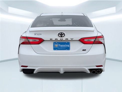 Used 2020 Toyota Camry SE image 5