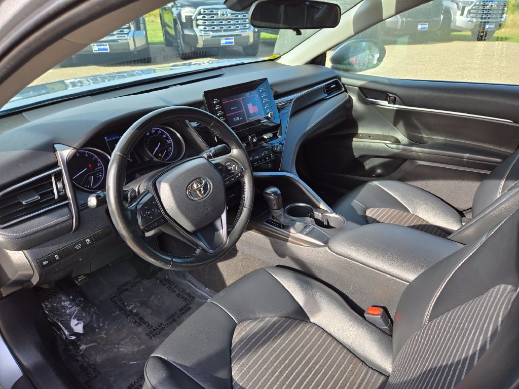 Used 2023 Toyota Camry SE FWD image 14