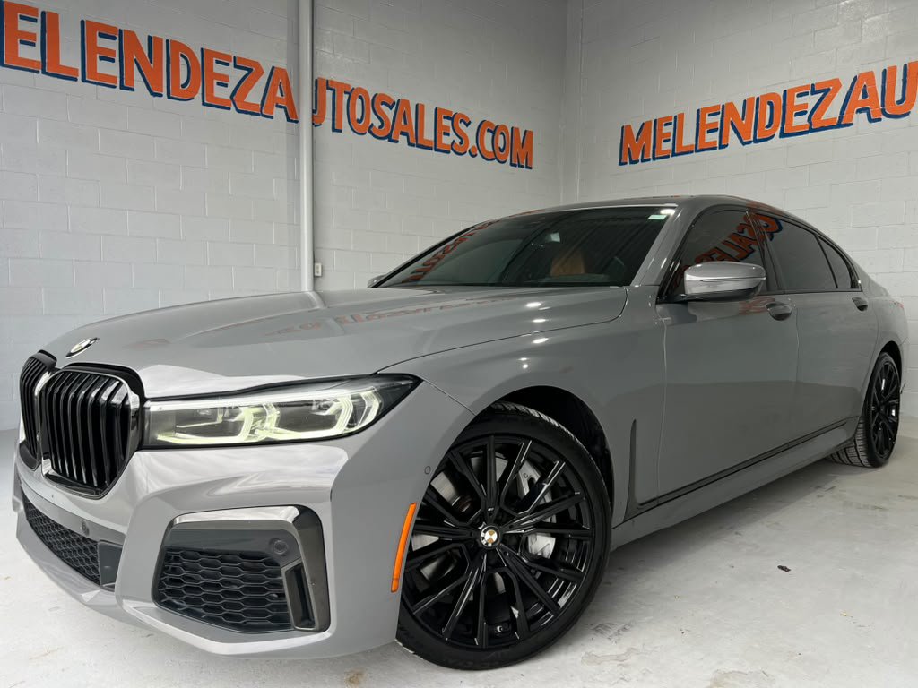 Used 2022 BMW 750i xDrive w/ Executive Package AWD/4WD image 1