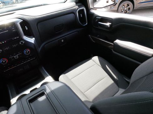 Used 2020 Chevrolet Silverado 1500 RST AWD/4WD image 11