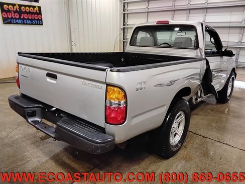 Used 2001 Toyota Tacoma 2WD Regular Cab image 3