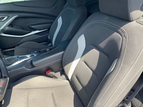 Used 2017 Chevrolet Camaro SS RWD image 38
