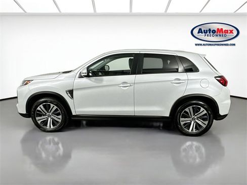 Used 2024 Mitsubishi Outlander Sport SE image 9