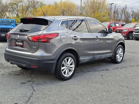 Used 2019 Nissan Rogue Sport S w/ Appearance Package image 4