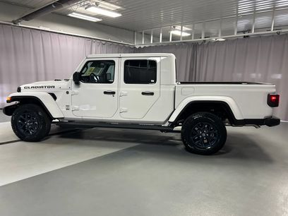 New 2026 Jeep Gladiator Sport