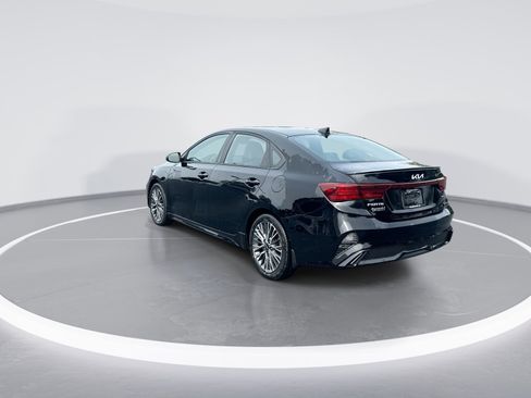 Used 2023 Kia Forte GT-Line w/ GT-Line Premium Package FWD image 7