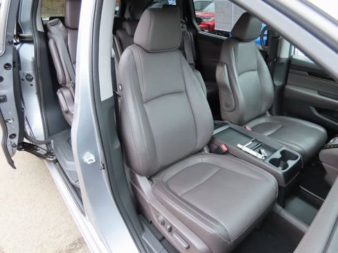 Certified 2023 Honda Odyssey Touring image 19