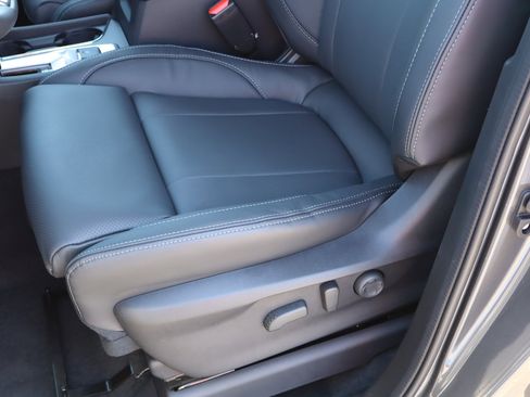 New 2026 Subaru Ascent Limited image 10