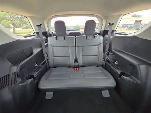 New 2025 Ford Explorer Active w/ Active Comfort Package image 12