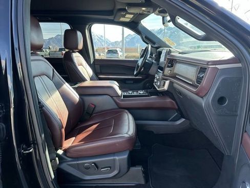 Used 2023 Ford Expedition Max Limited AWD/4WD image 17