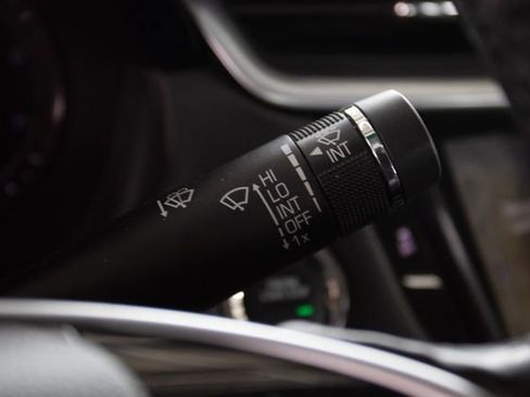 Used 2017 Cadillac XTS Luxury image 13